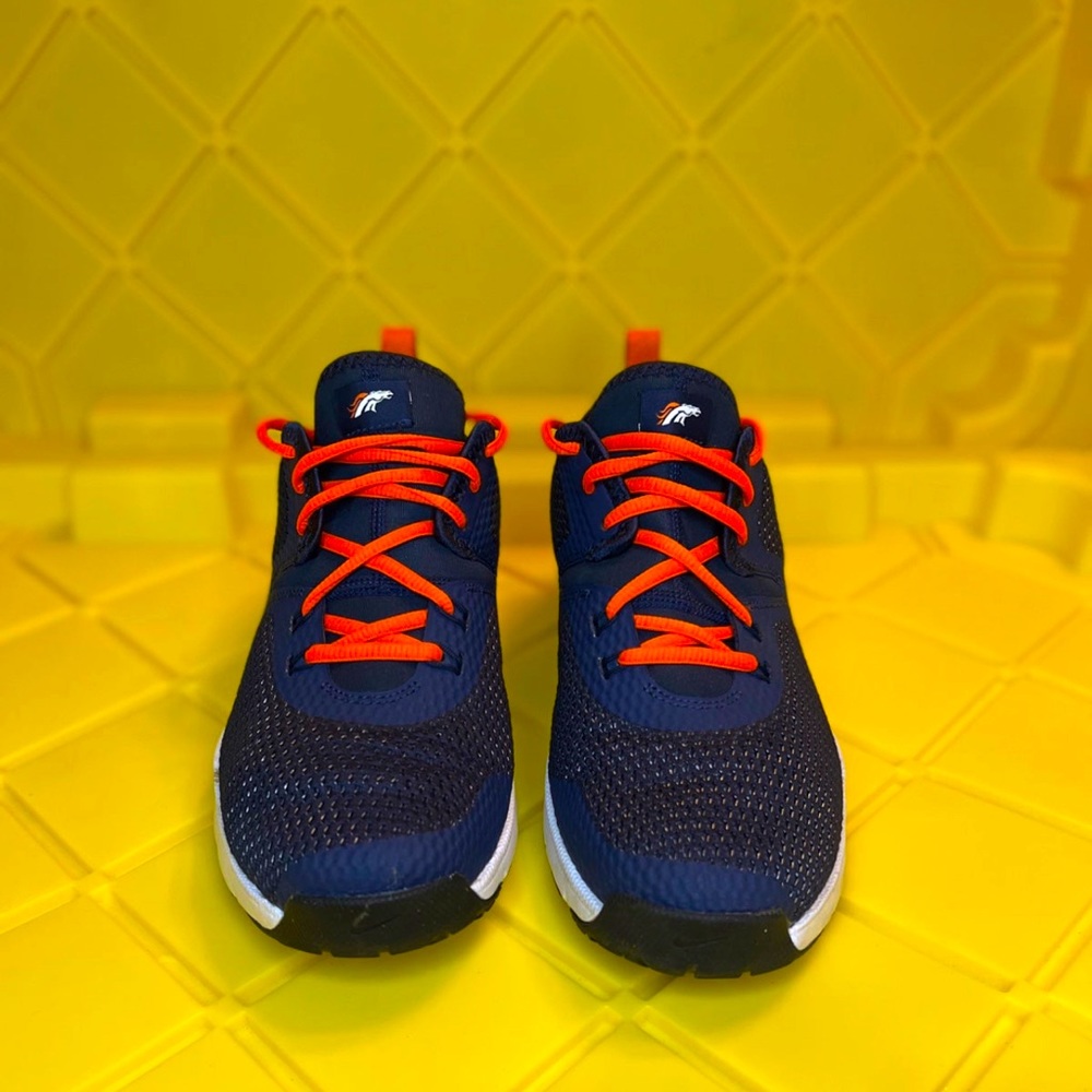 OOS & RARE Men's Nike Navy/Orange Denver Broncos Air Max Typha 2 Shoes 8.5